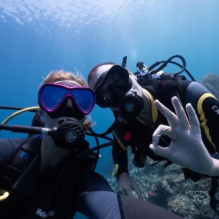 Divers Lodge מואלבואל מראה חיצוני תמונה
